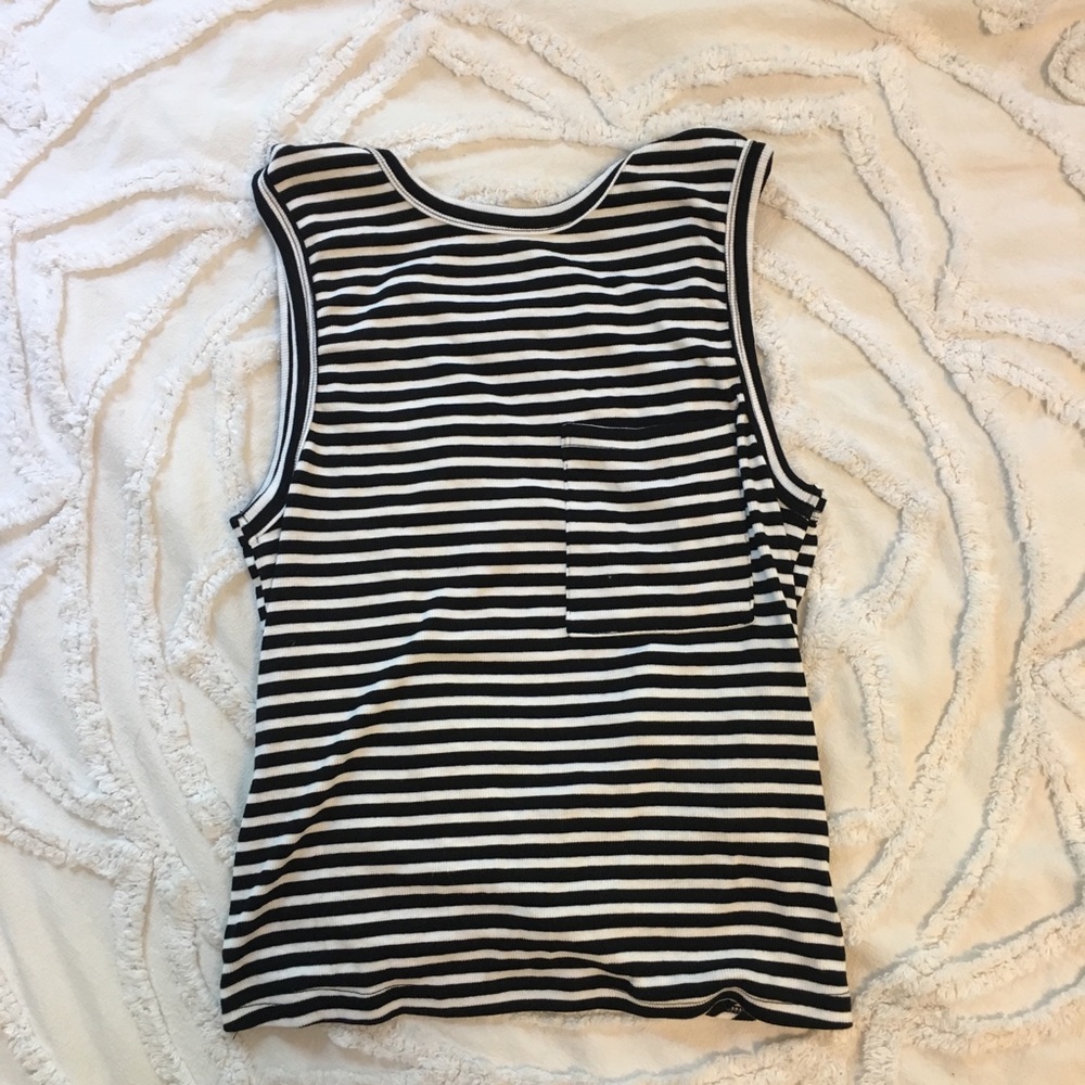 Vestique Striped Low Back Striped Top